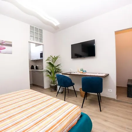 Apartment Casavacanzeillilo *